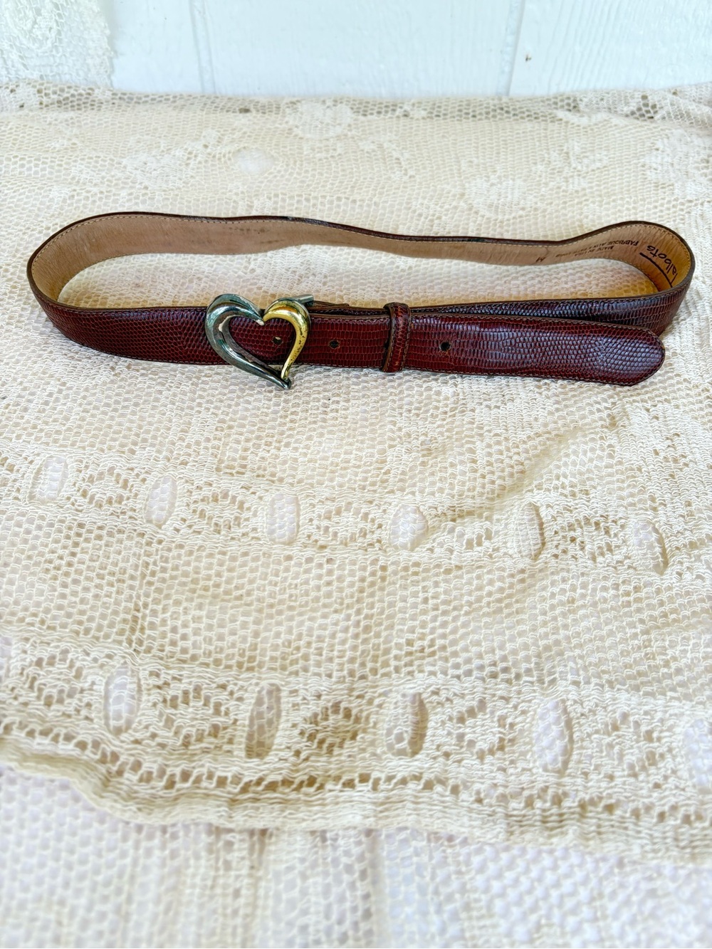 Vintage Brown Leather Heart Buckle Women's Belt Medium USED Talbots